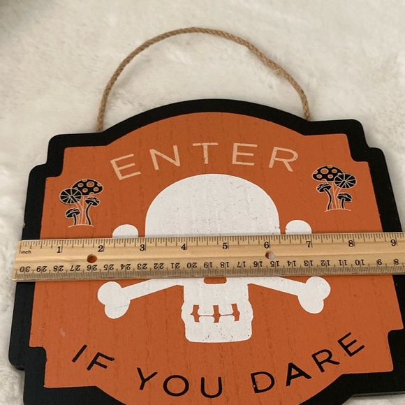 Target BP 2023 Halloween Skull Wooden Hanging Sign - Picture 4 of 5